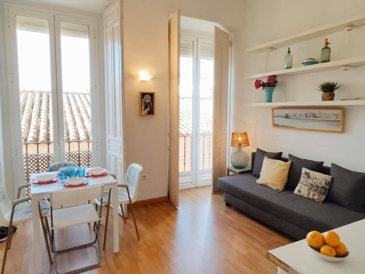 Homeyseville- Lovely Apartment In Seville City Center, Parking Optional Εξωτερικό φωτογραφία
